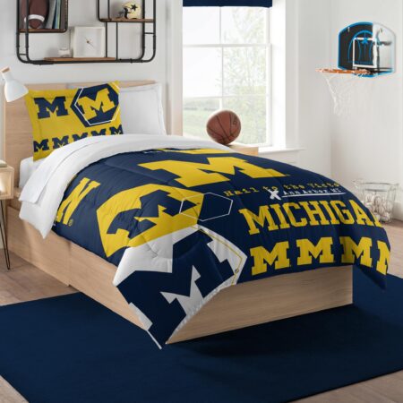 Michigan Collegiate "Hexagon" Twin Comforter and Sham Set