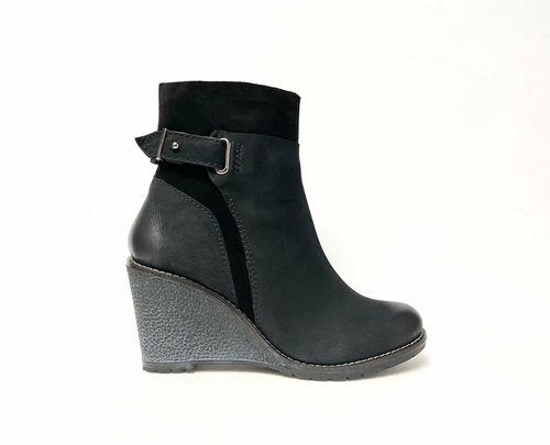 Isabel Black Wedge Boots